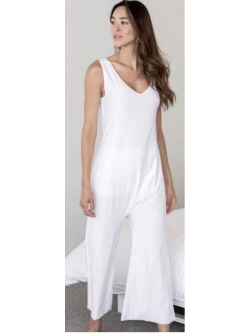 Lunya Sleeveless V-Neck Romper in White L New in Poly